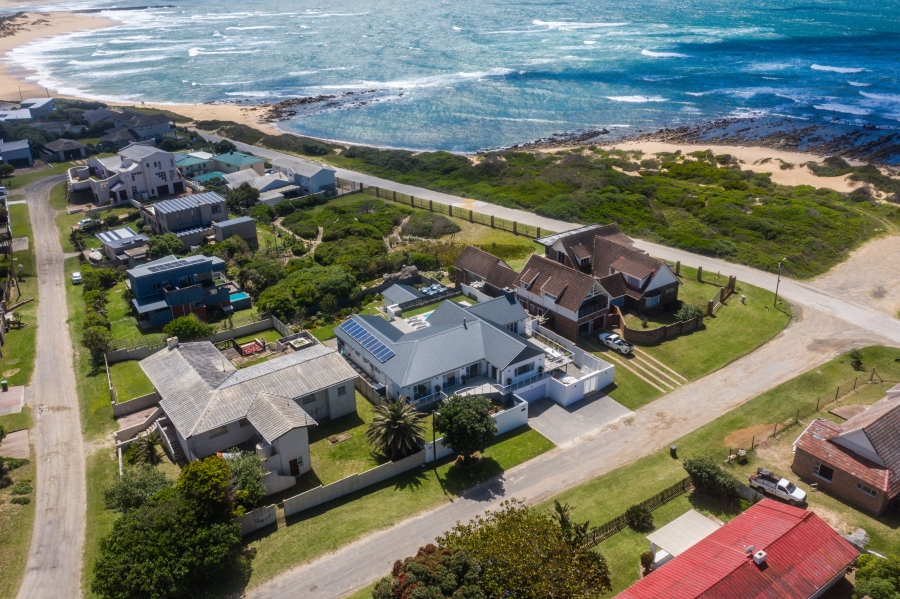 4 Bedroom Property for Sale in West Beach Eastern Cape